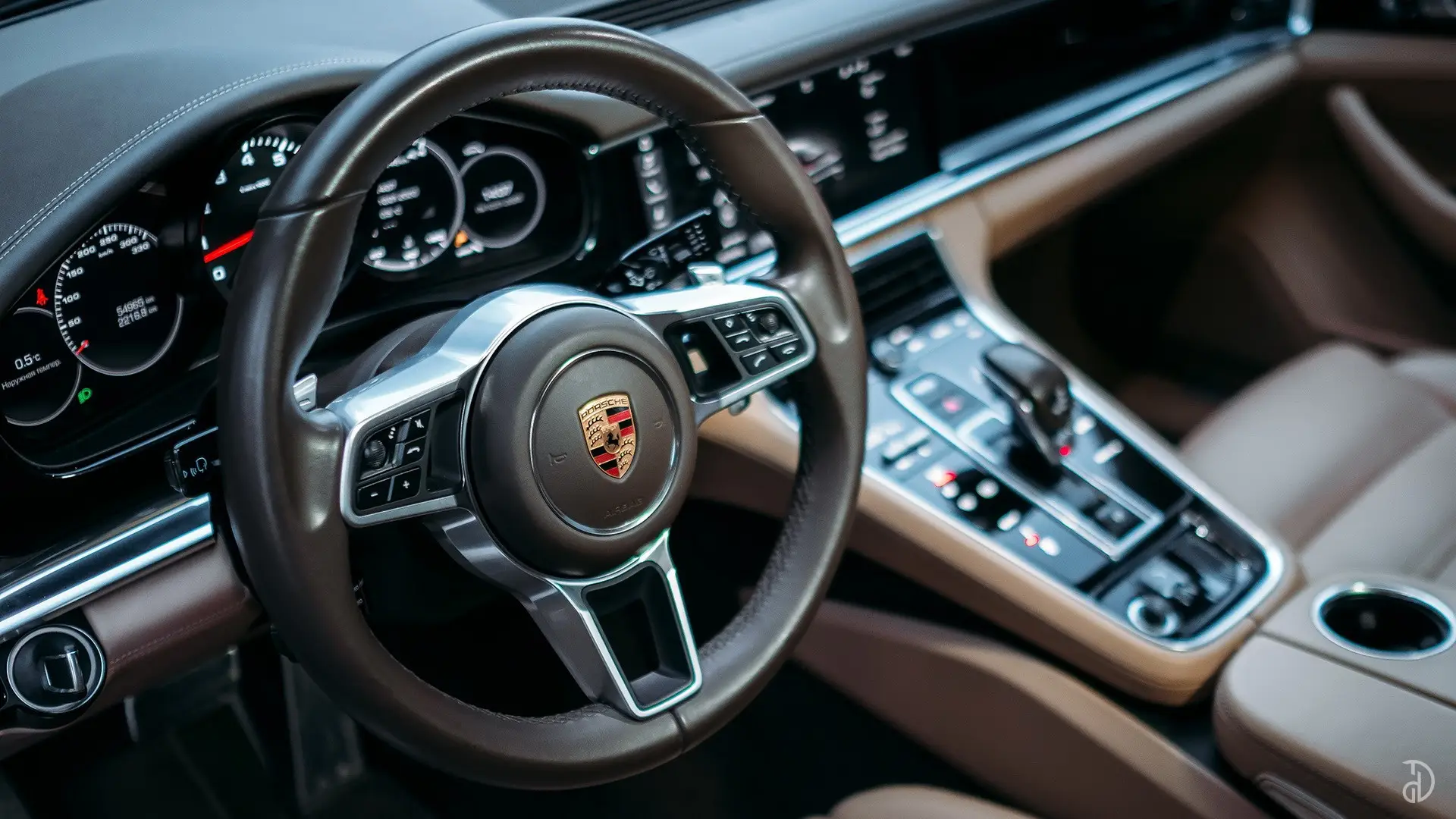 Аренда Porsche Panamera 4S в Санкт-Петербурге. Фото 4