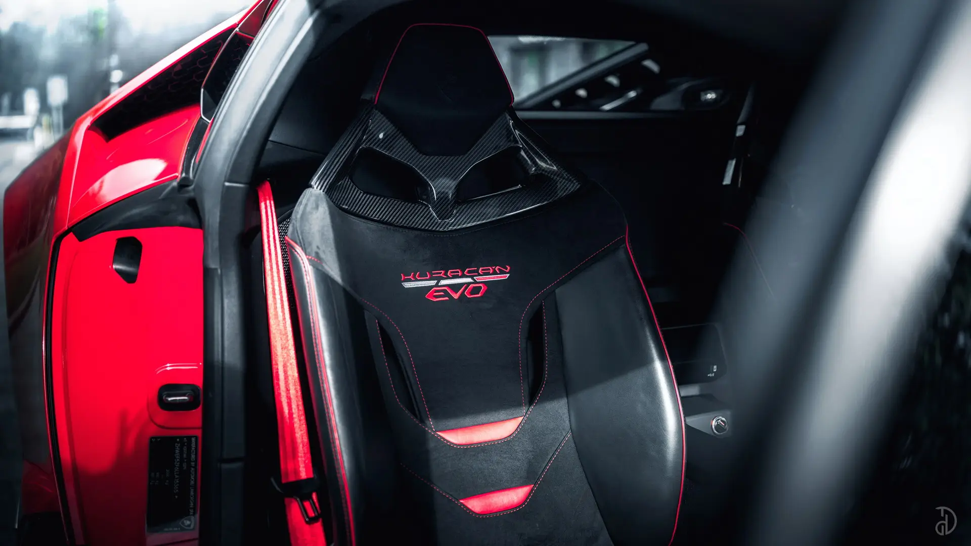 Аренда Lamborghini Huracan Evo в Санкт-Петербурге. Фото 15