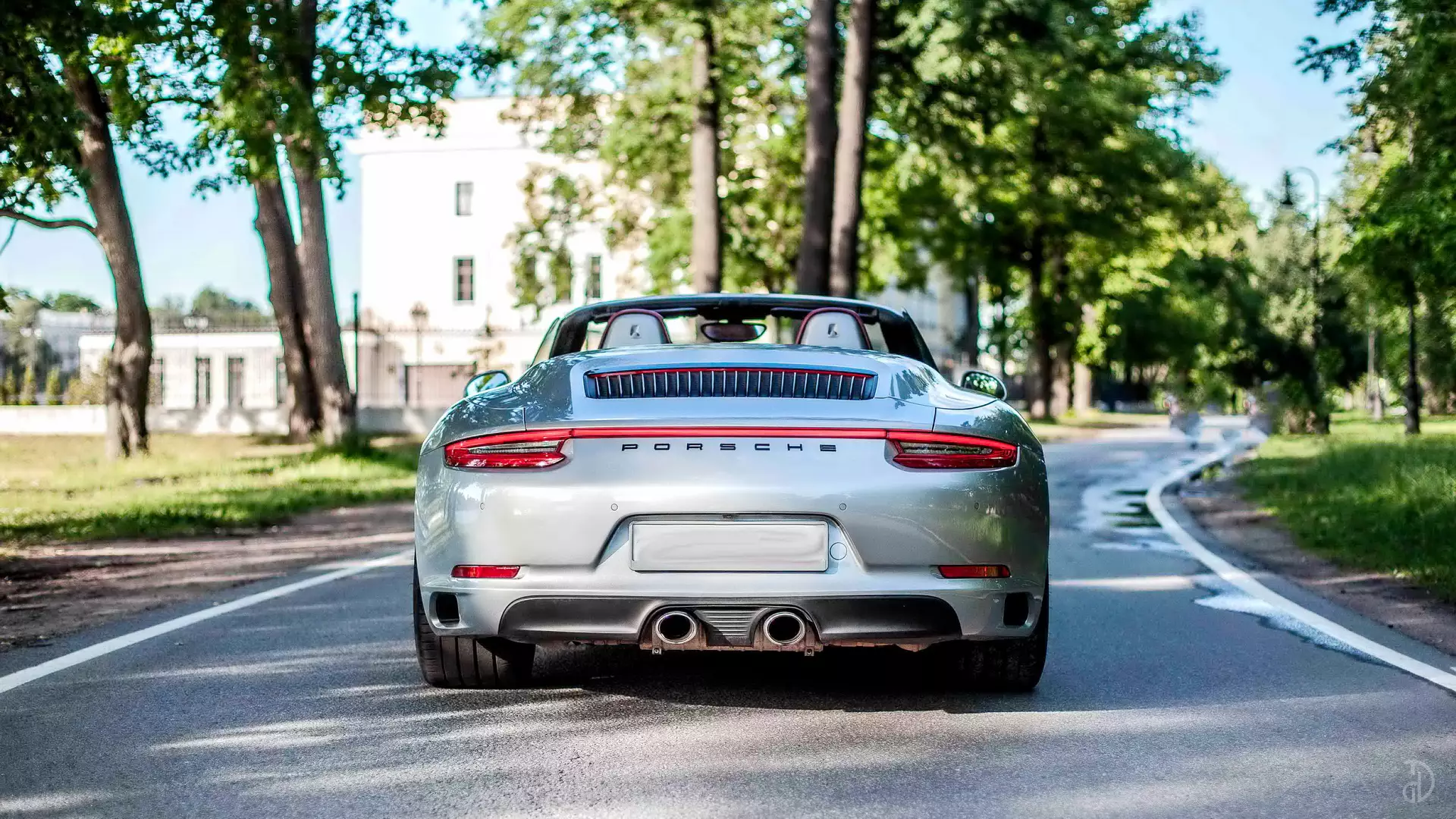 Аренда Porsche 911 Carrera 4S Cabriolet в Санкт-Петербурге. Фото 5