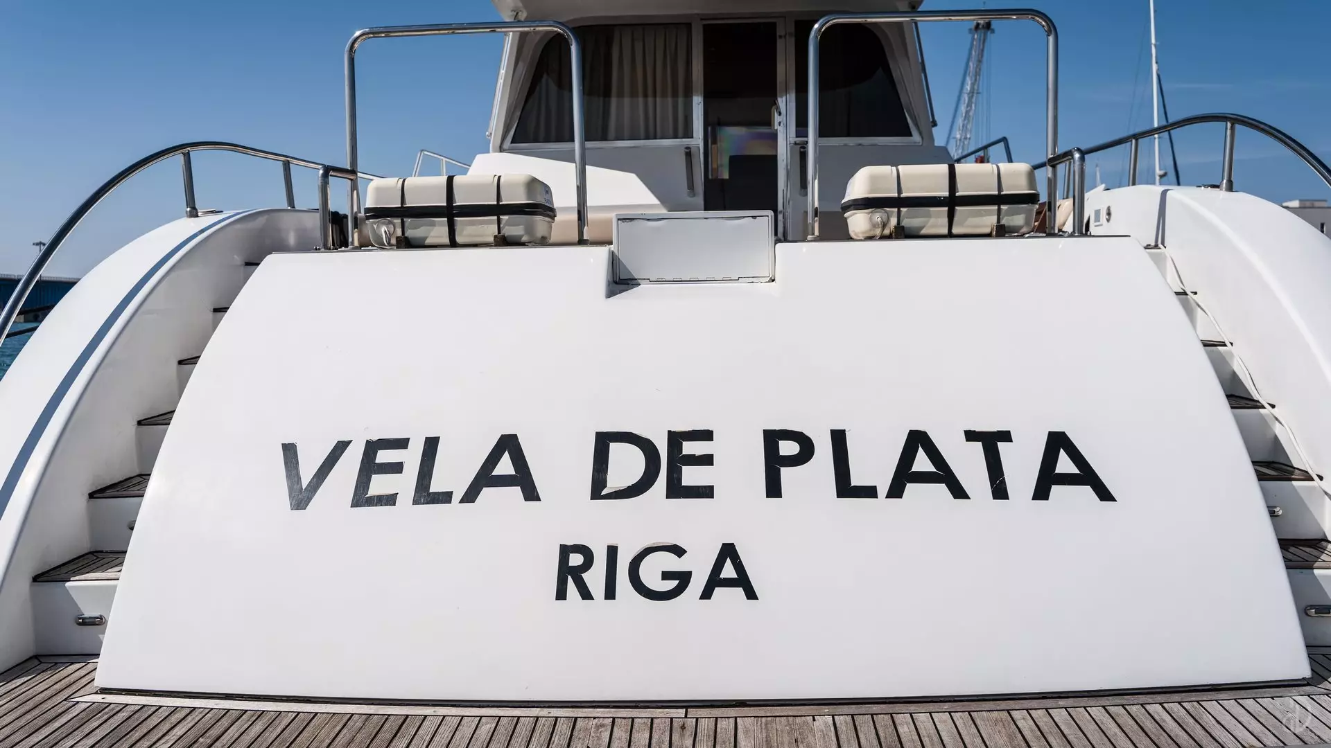 Аренда моторной яхты Vela De Plata. Фото 3