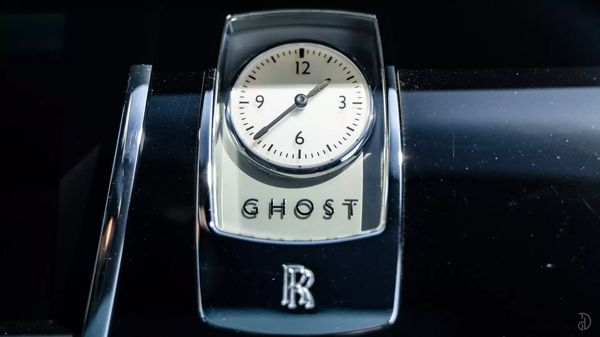 Аренда Rolls-Royce Ghost с водителем. Фото 15
