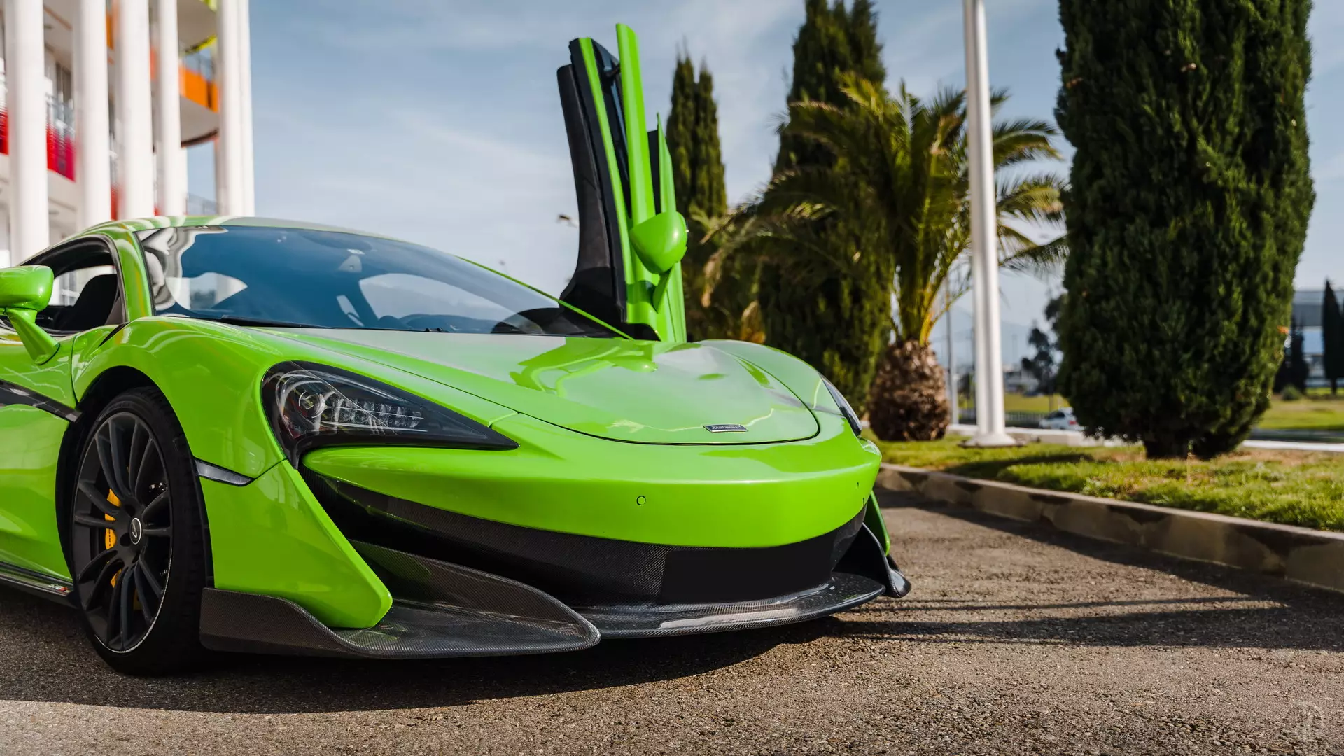 Аренда McLaren 570S в Сочи. Фото 3