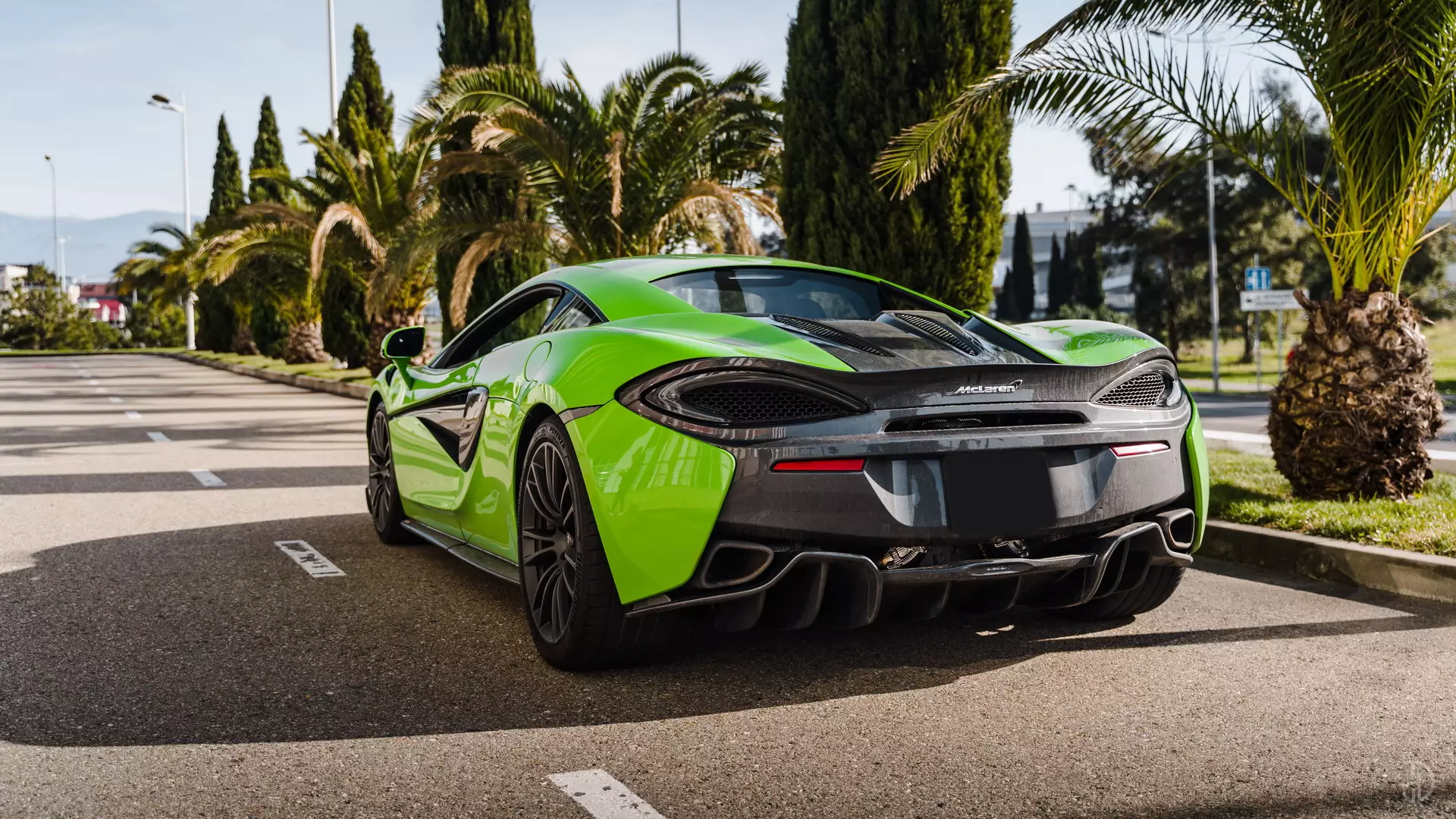 Аренда McLaren 570S в Сочи. Фото 6