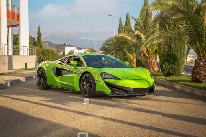 Аренда McLaren 570S в Санкт-Петербурге