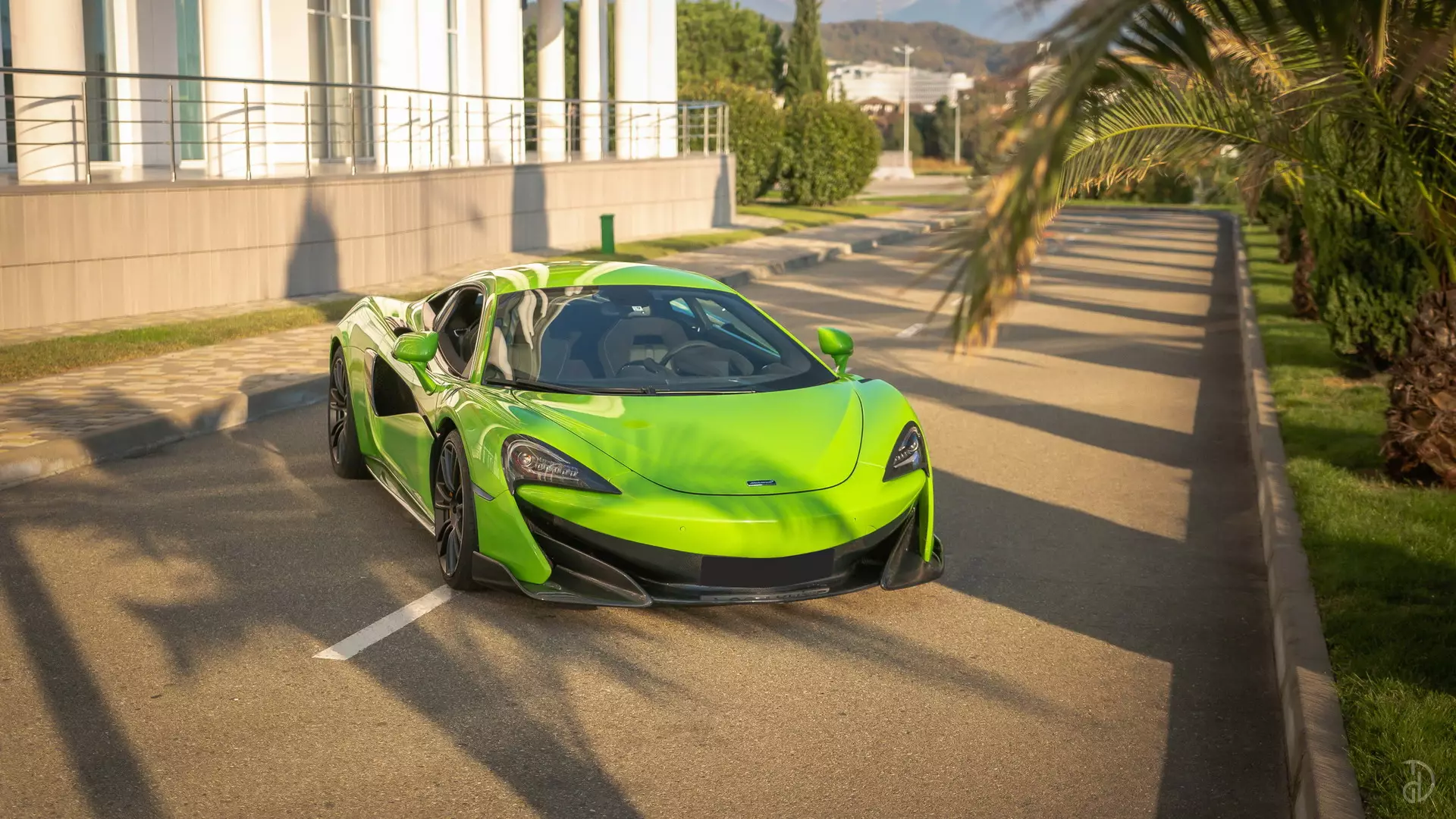 Аренда McLaren 570S в Санкт-Петербурге. Фото 4