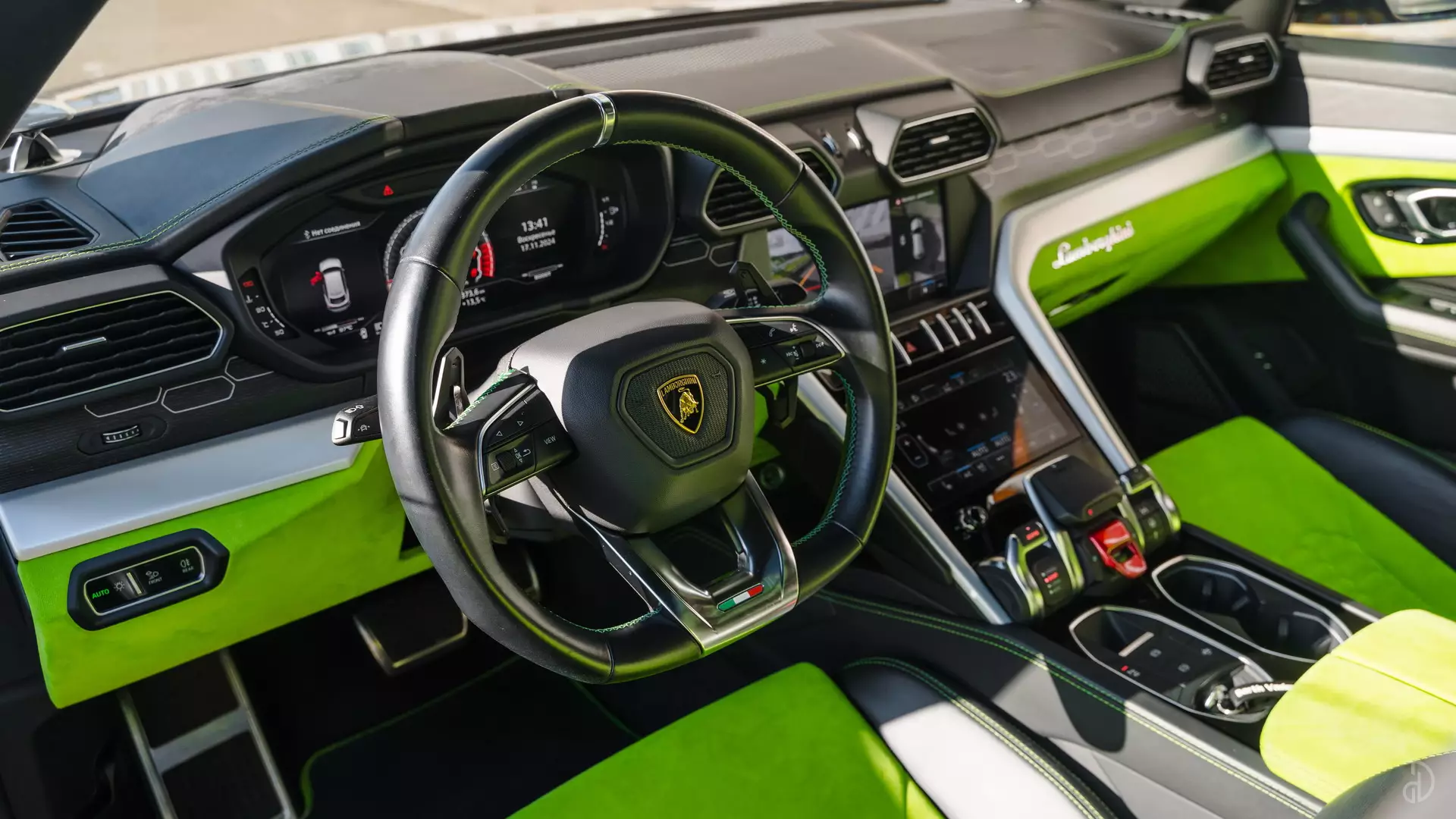 Аренда Lamborghini Urus New. Фото 6