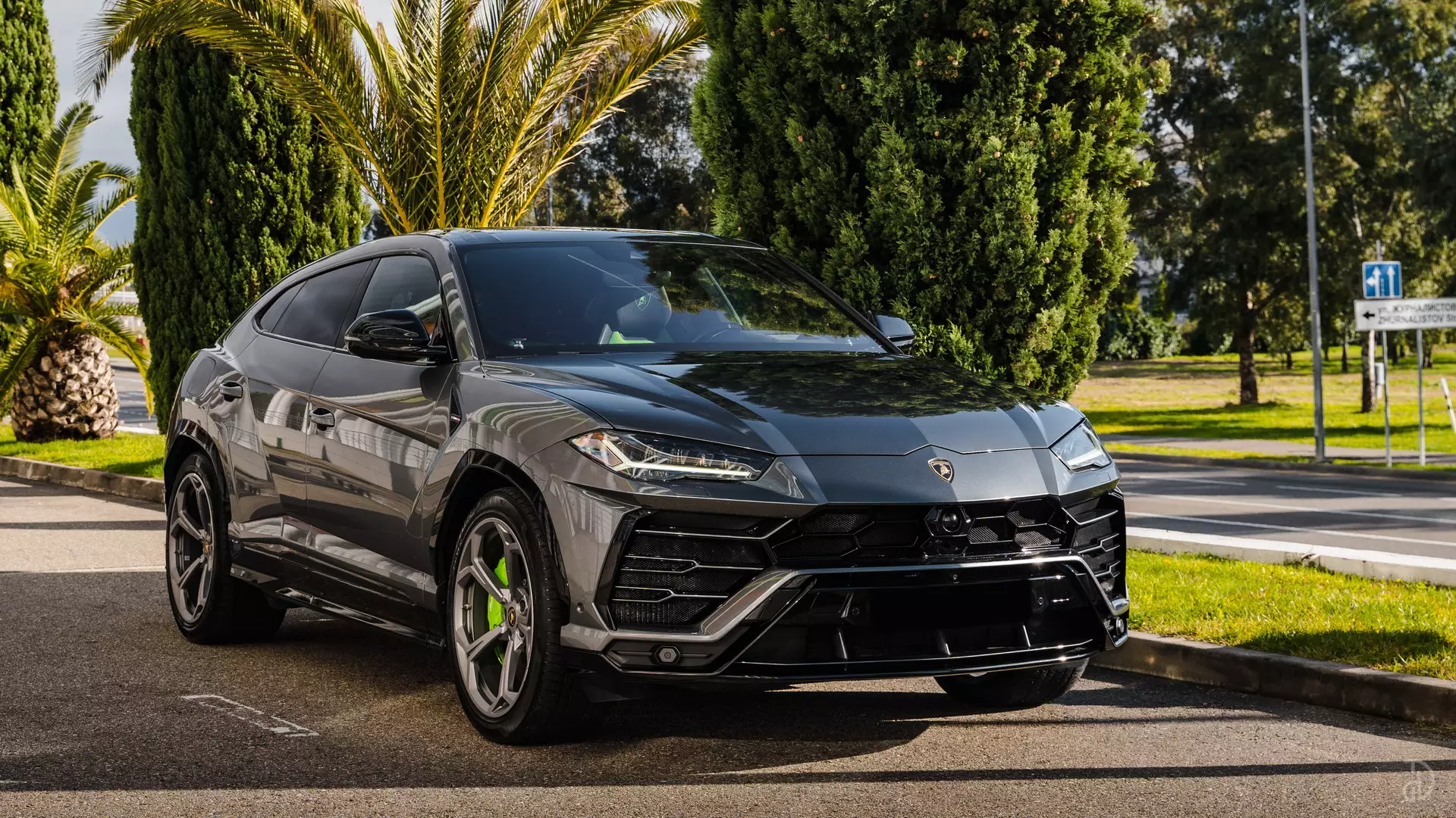 Аренда Lamborghini Urus New. Фото 14