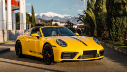Аренда Porsche 911  Targa 4S 992 в Сочи