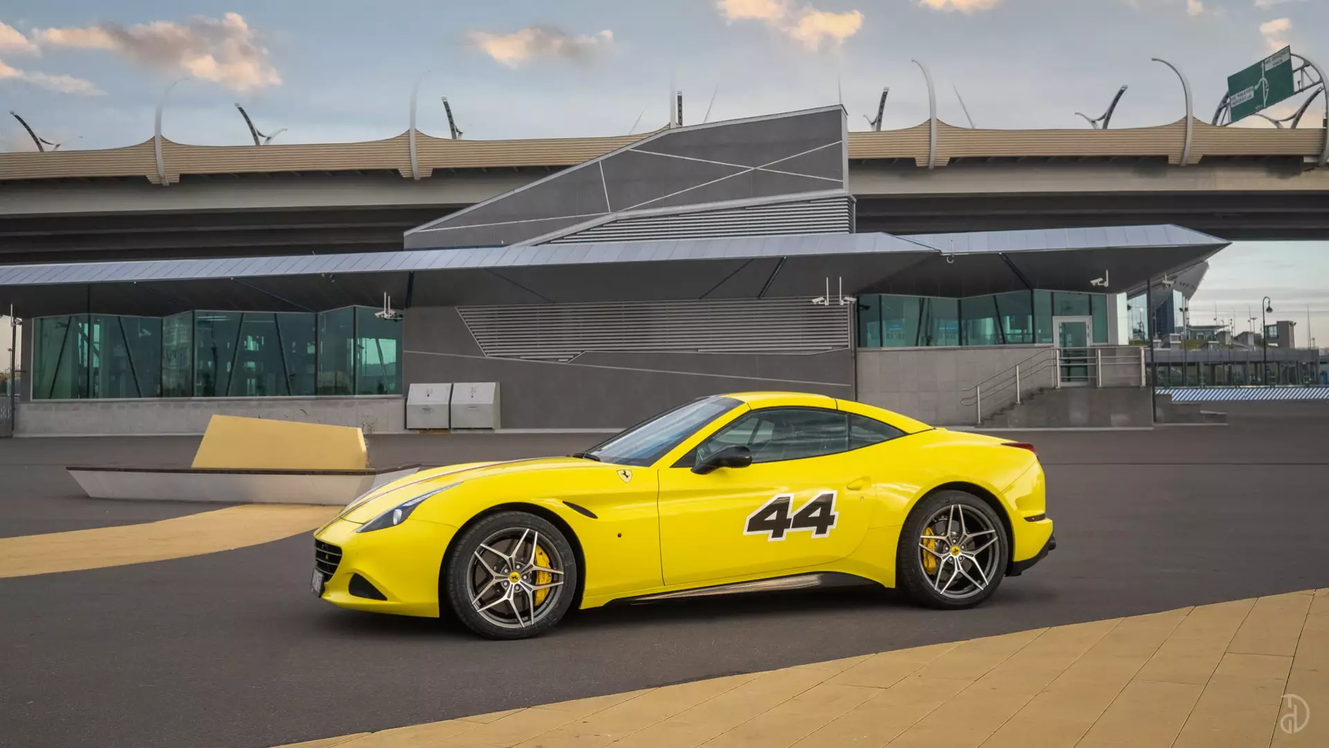 Купить Ferrari California T Restyling. Фото 10