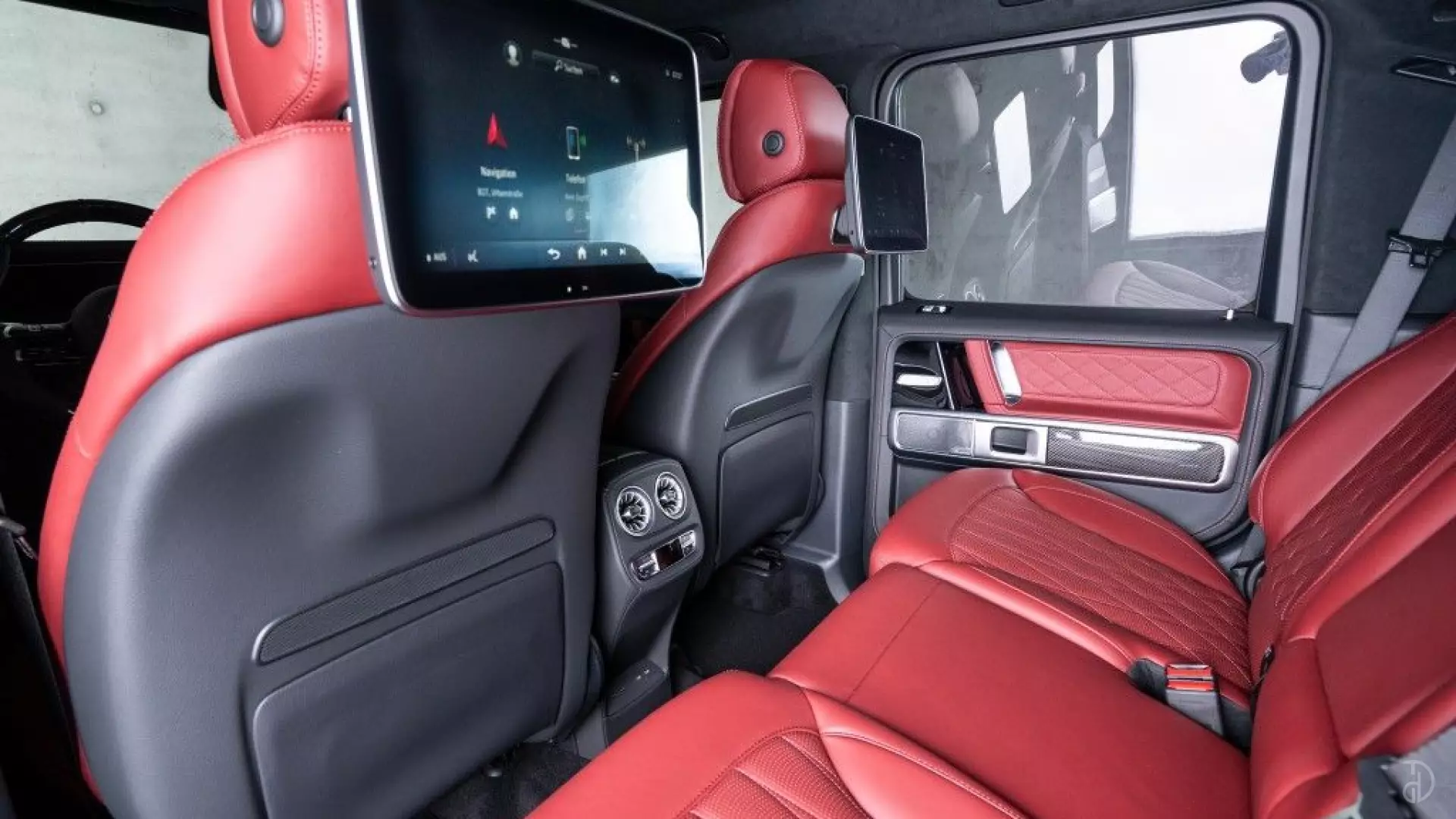 Аренда Гелендвагена Mercedes G 63 AMG Restyling 2024 в Москве. Фото 9