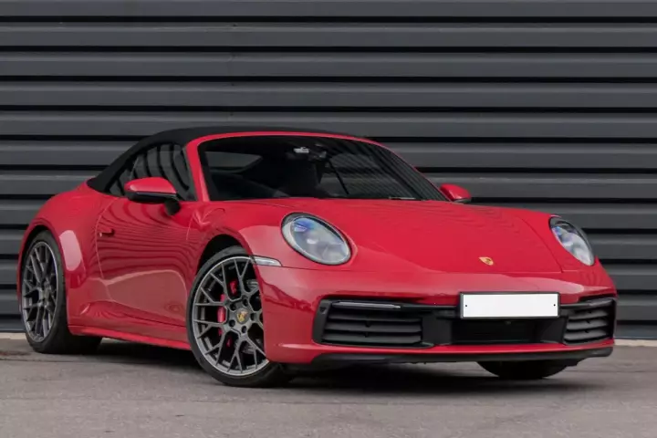 Аренда Porsche 911 Carrera 4S 992 Cabrio в Санкт-Петербурге