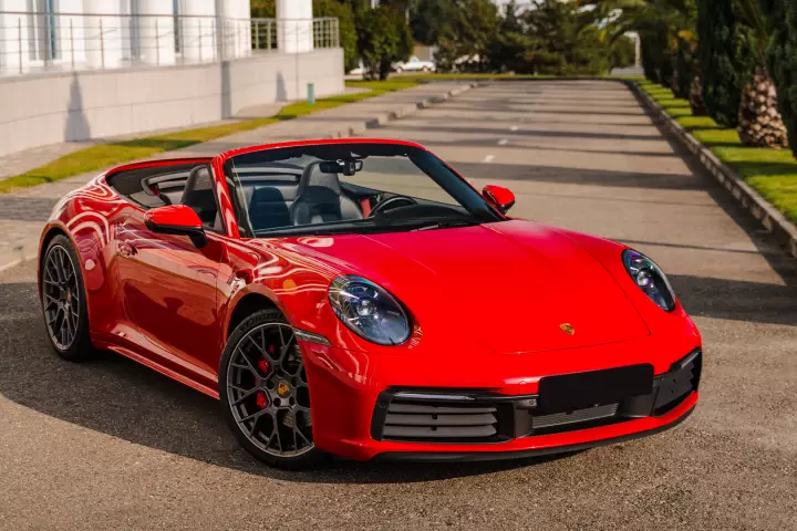 Аренда Porsche 911 Carrera 4S 992 Cabrio в Санкт-Петербурге