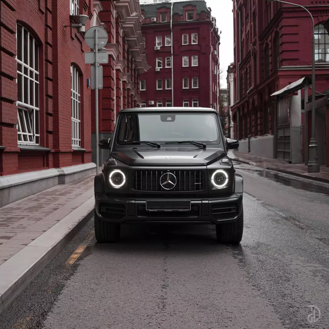 Аренда Mercedes G63 AMG Гелендваген в СПб без водителя