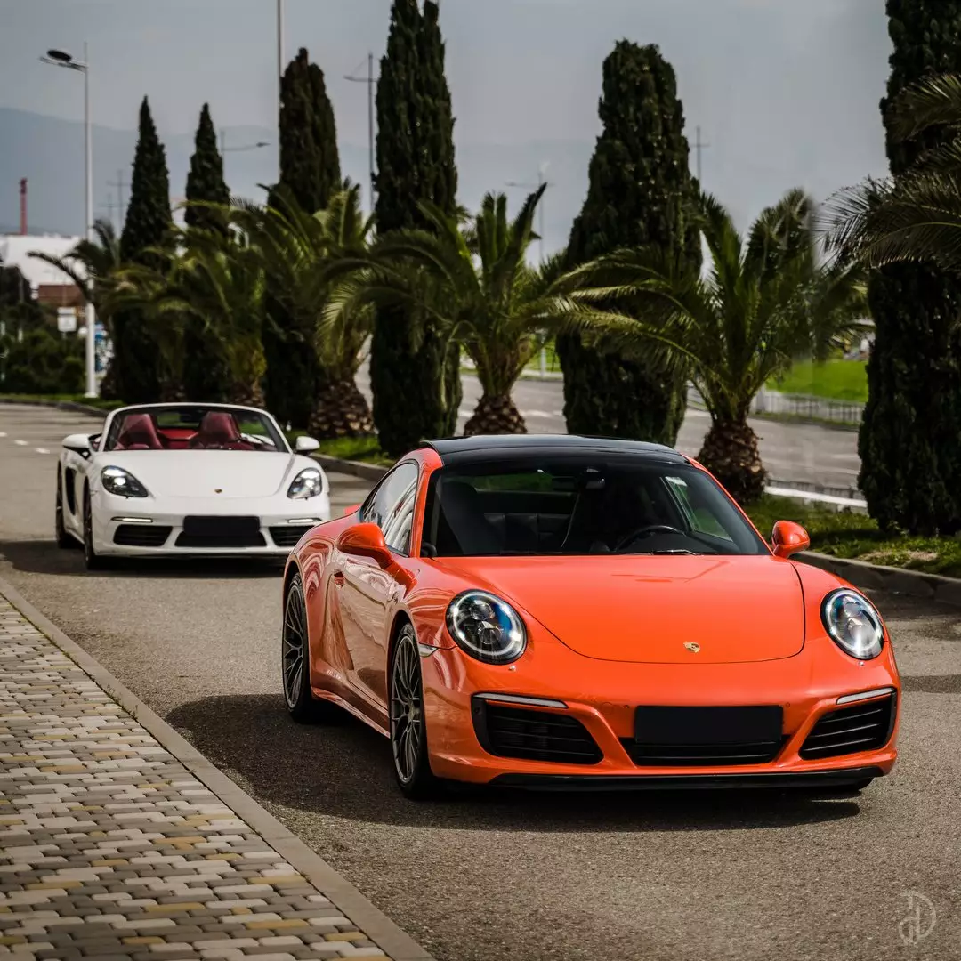 Аренда Porsche 911 Carrera 4S в Сочи. Прокат Порше 911 карера 4с по  выгодной цене