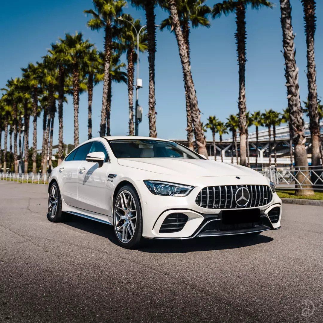 Аренда Mercedes-Benz AMG GT 63s в Сочи по выгодной цене