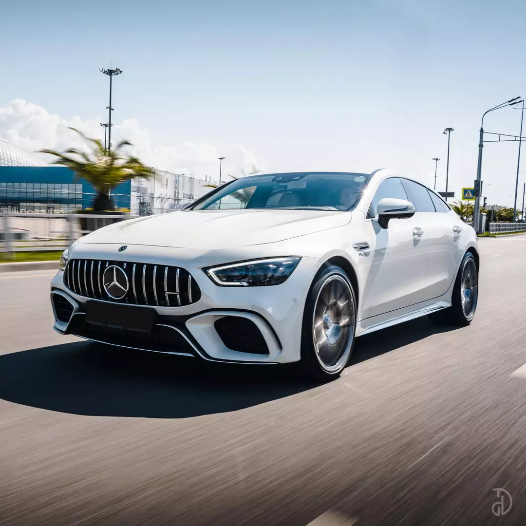 Мерседес AMG GT 63 S