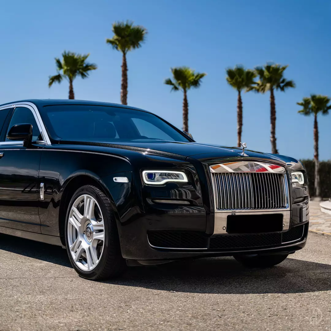 Rolls-Royce Ghost    