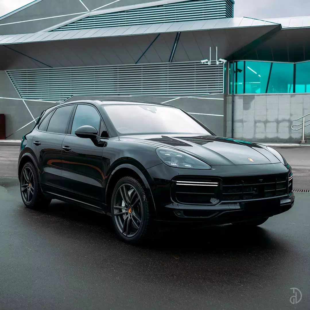 Продажа Porsche Cayenne Turbo в отличном состоянии