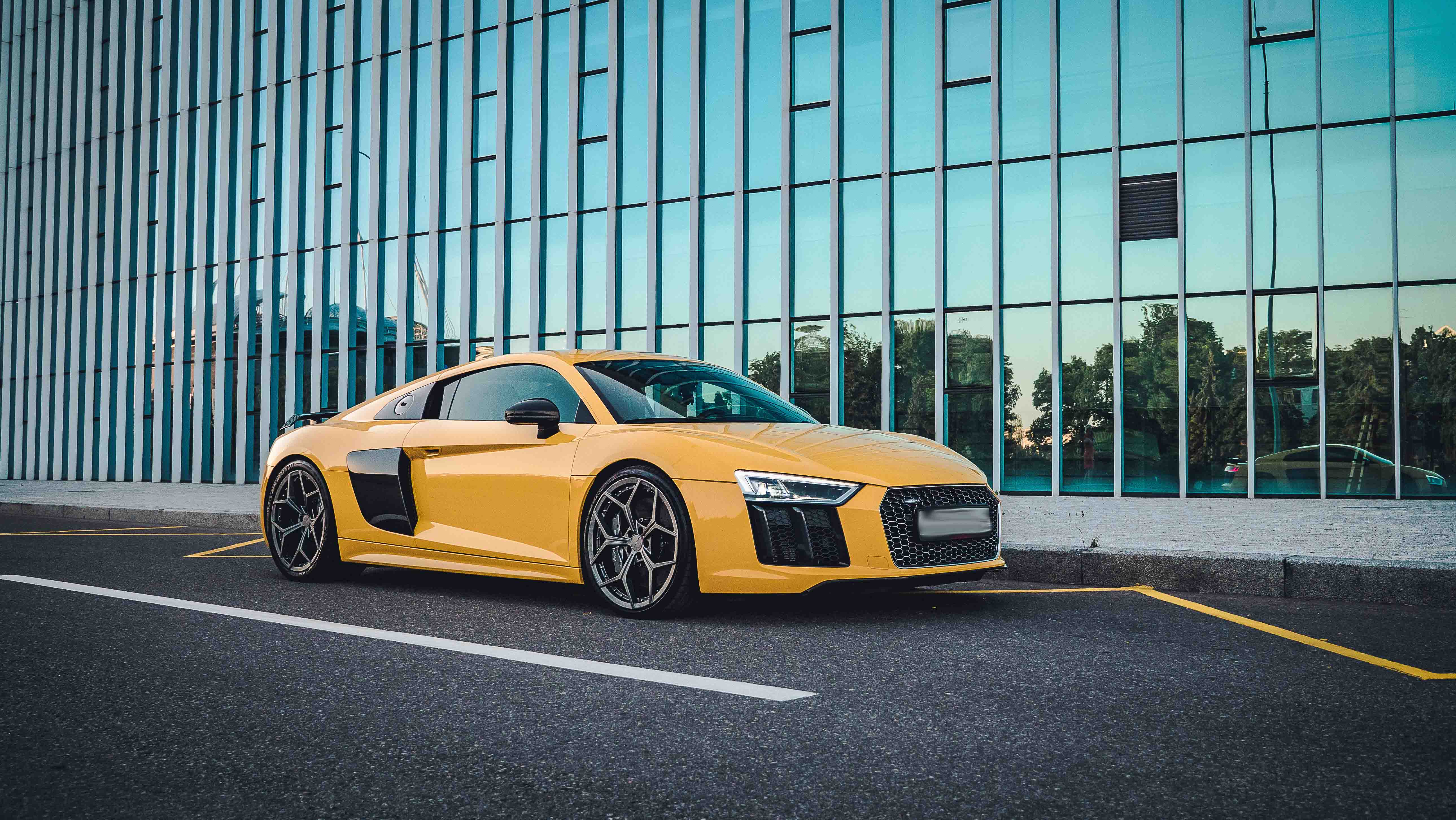 Аренда Audi R8 в Москве