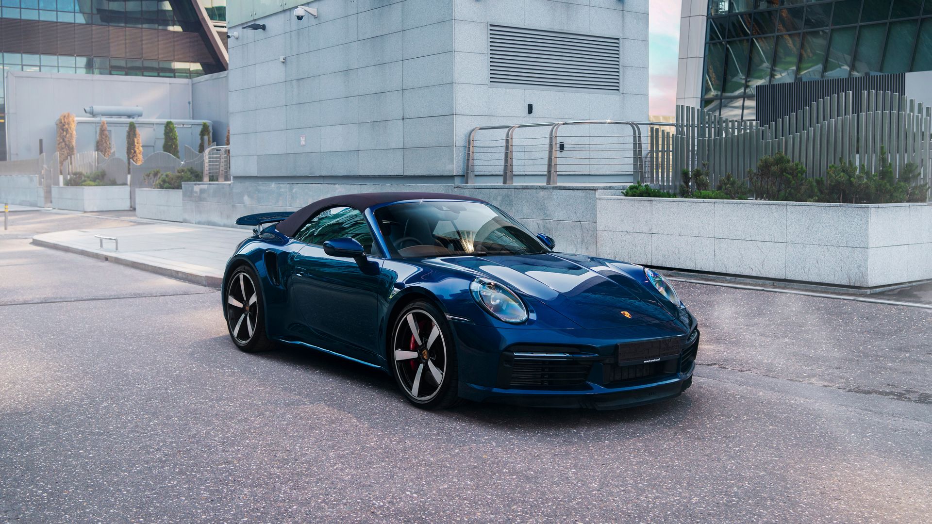 Аренда Porsche 911 Turbo S Cabrio (992) в Москве