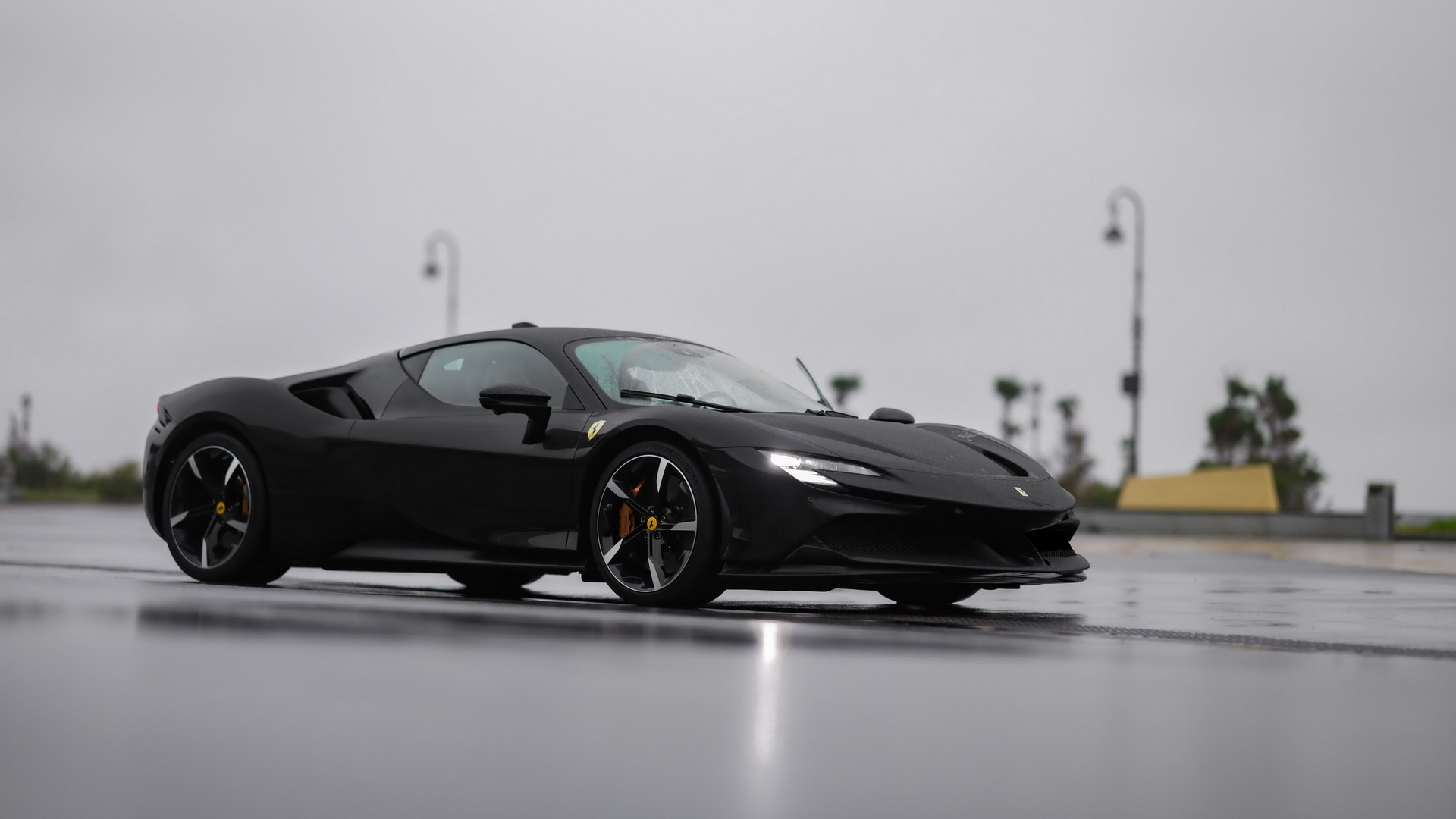 Аренда Ferrari SF90 в Санкт-Петербурге