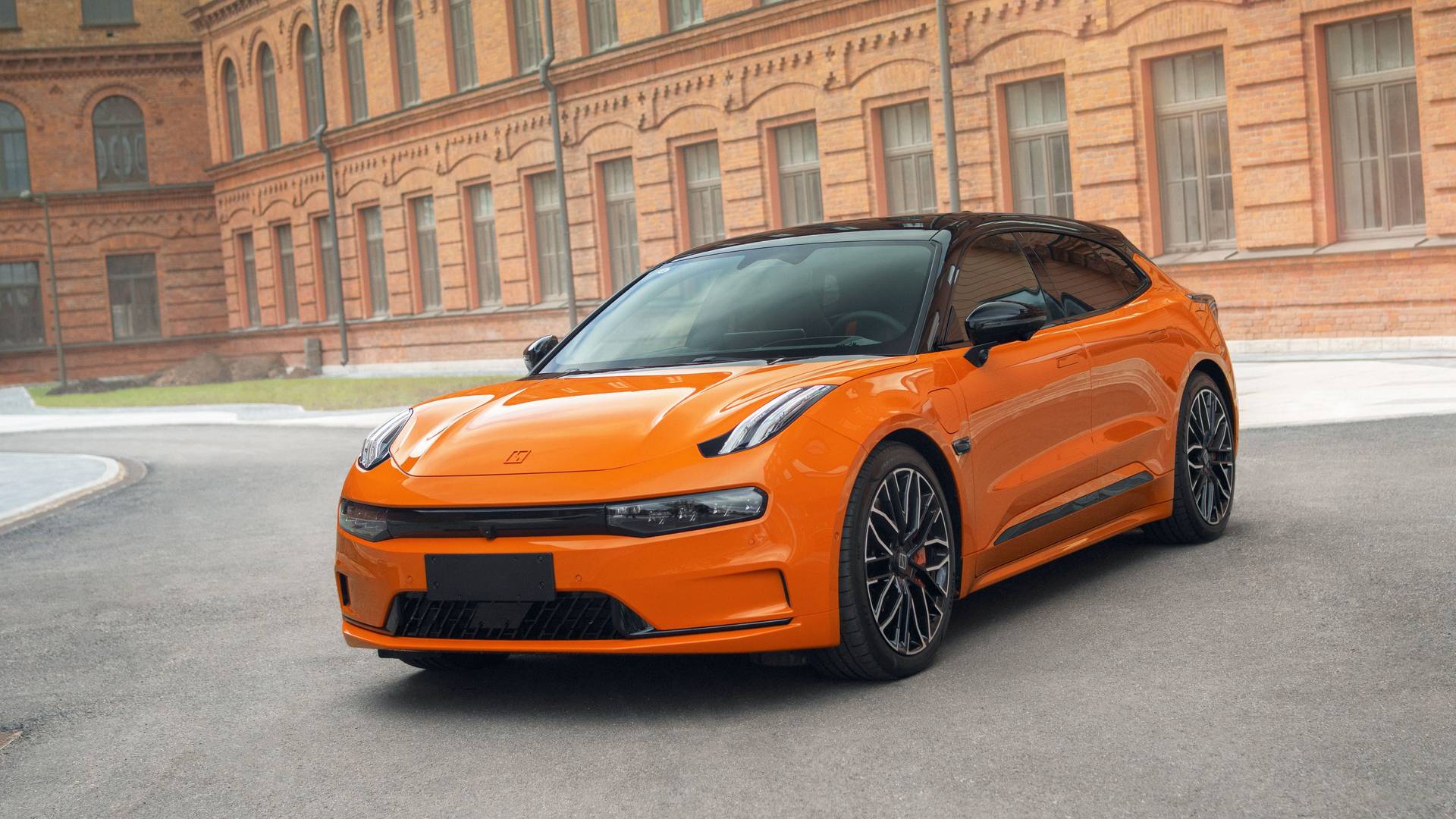 Аренда Zeekr 001 Z-Sport в Санкт-Петербурге